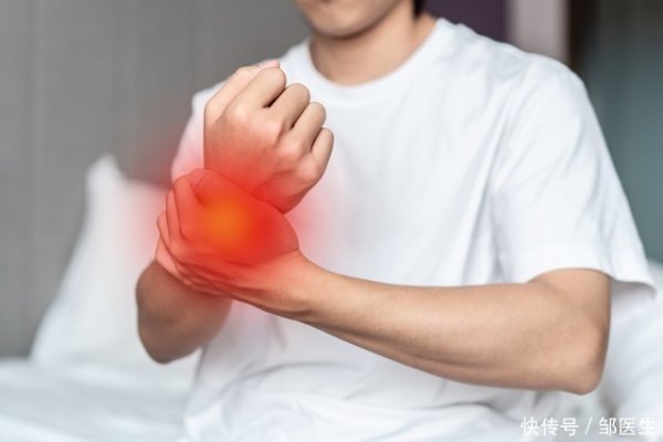 达麟操盘 无端端有3种表现，十有八九是脑梗“求救”信号，尽早查CT